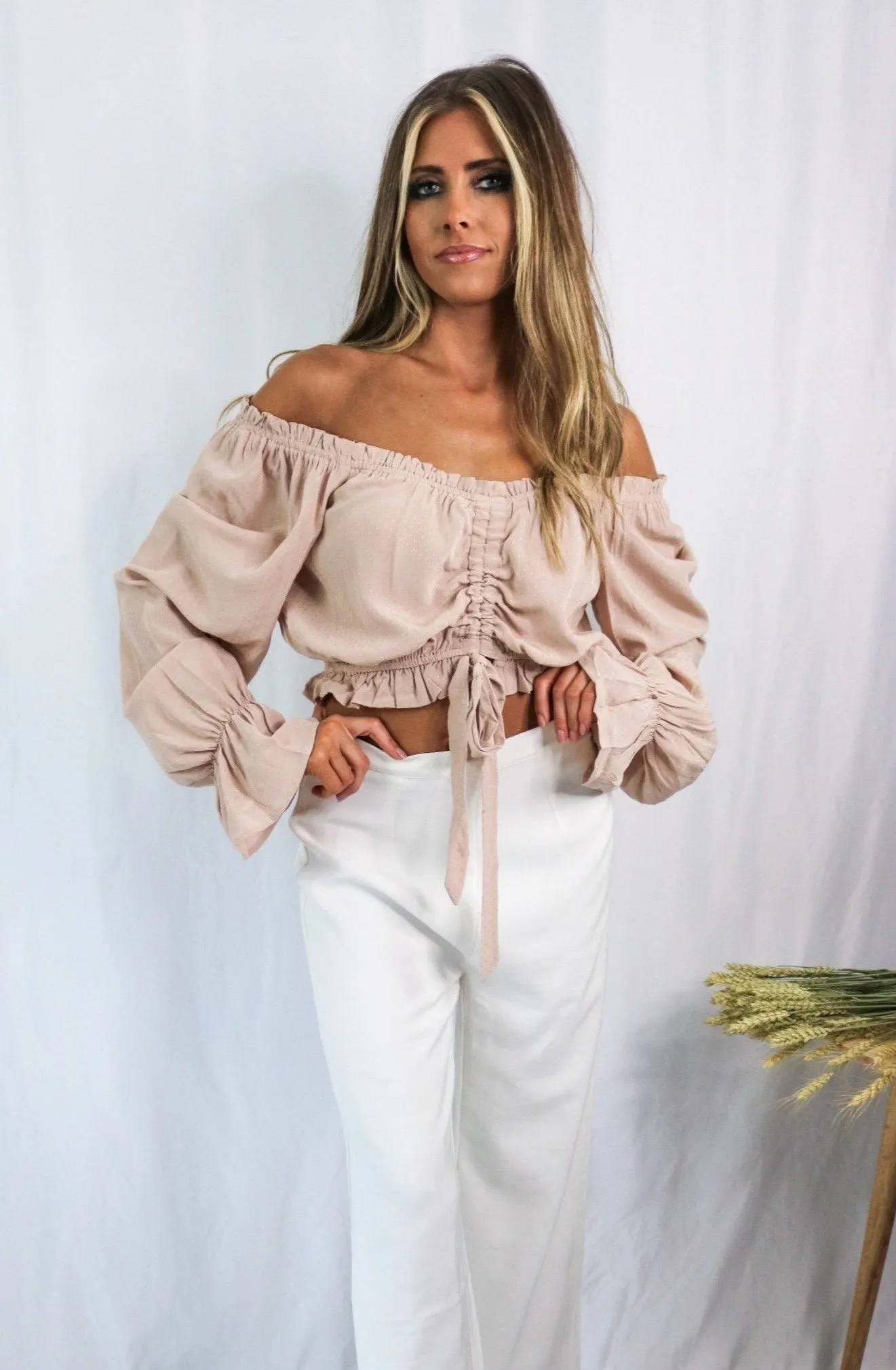 'Delilah' Off the Shoulder Frilled Blouse in Blush