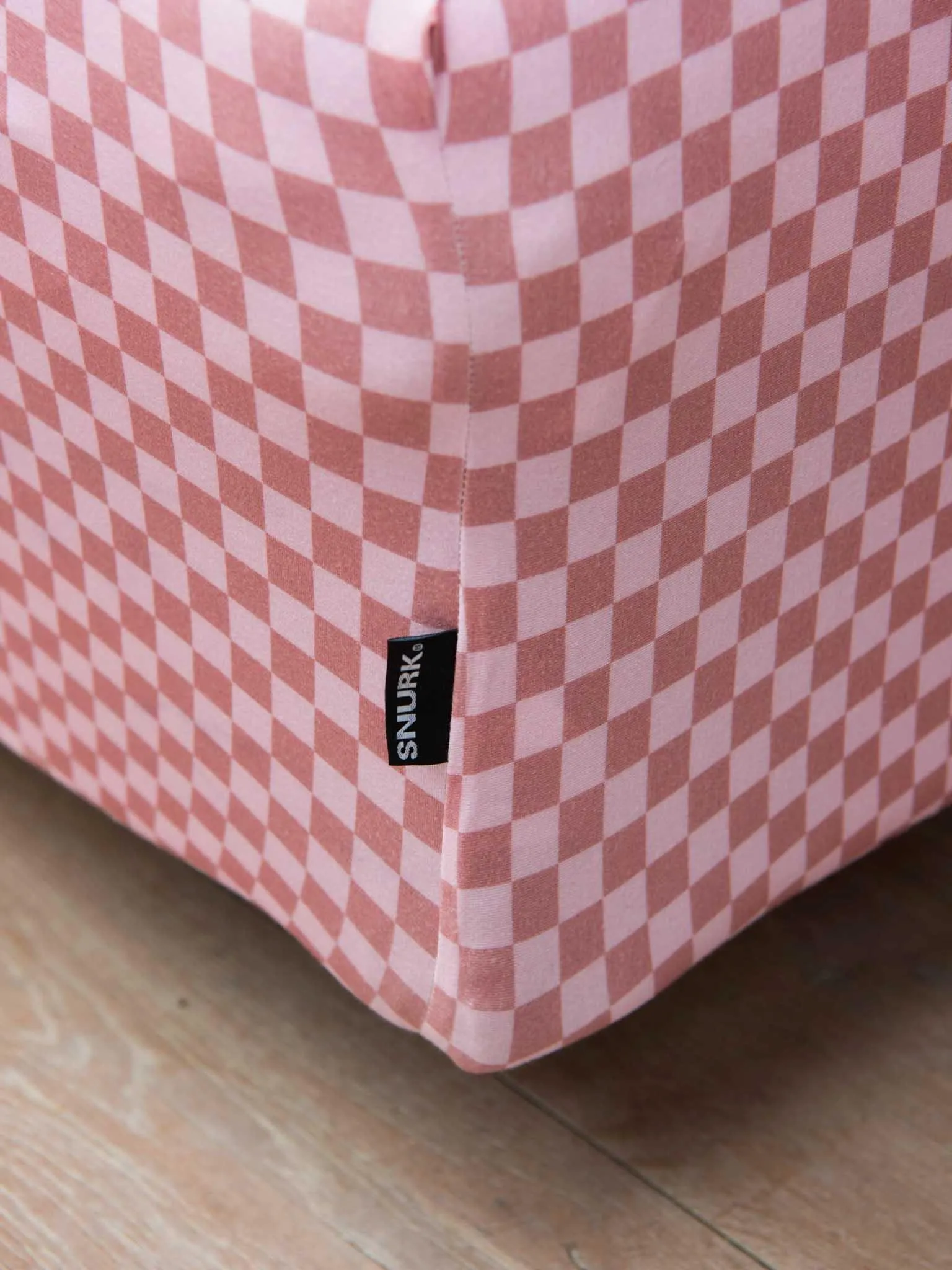 Snurk Fitted Sheet Check Pink