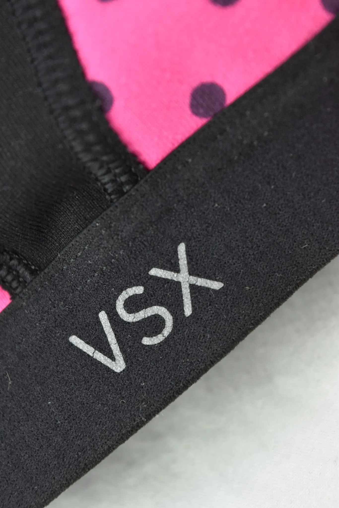 Victoria's Secret Knockout Front-Close VSX Sport Bra Rosa Cierre enfrente 36C